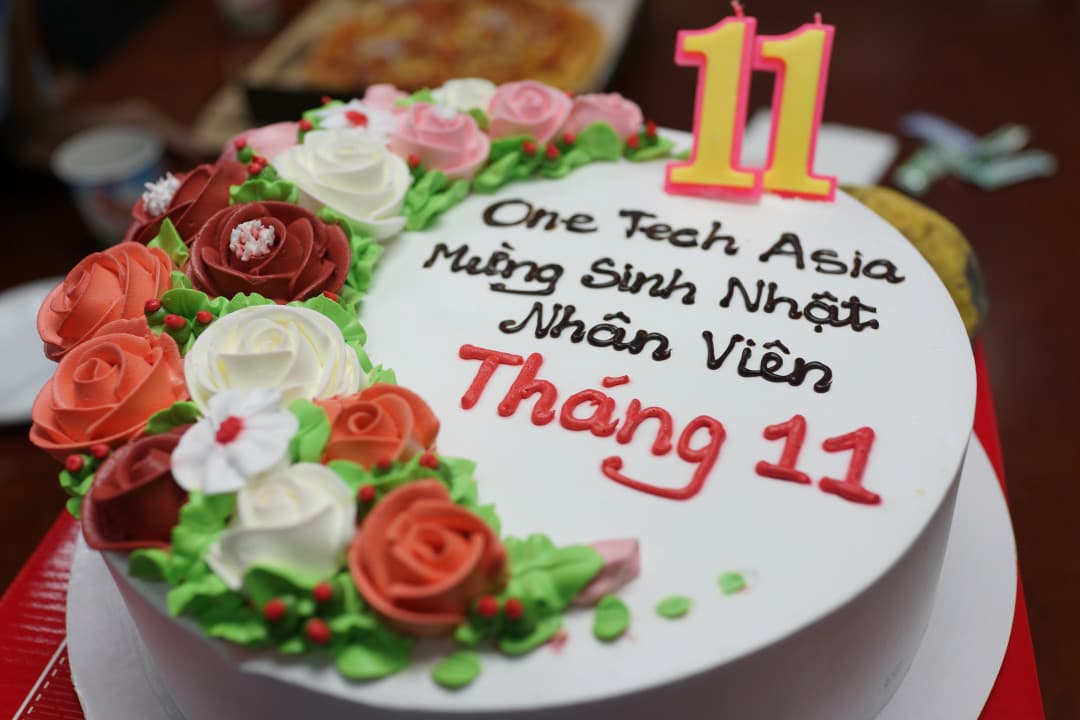 OneTech Asia chúc mừng sinh nhật nhân viên Tháng 11/2019