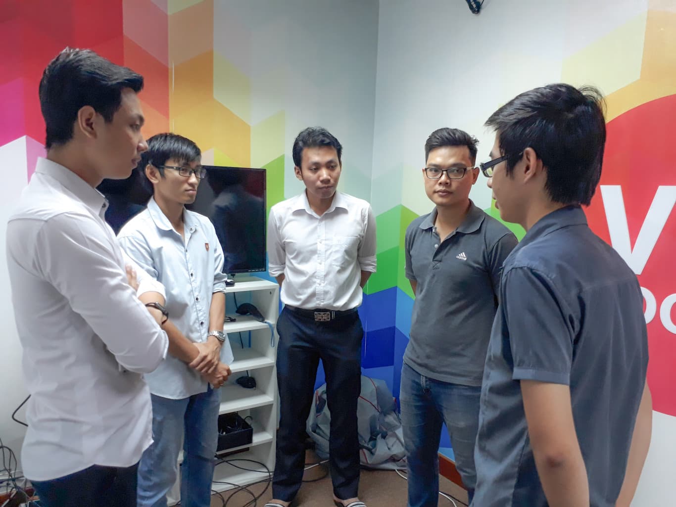 Daily meeting là một trong những nét văn hóa tại ONETECH ASIA