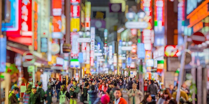 屋外の大型LEDビジョンでクリスマスイベント向けデジタルサイネージアプリの開発