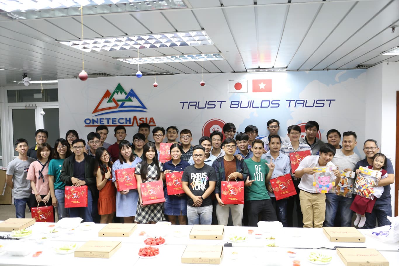Trung thu 2018 - ONETECH đoàn viên