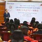ベトナム、ホーチミンのHUTECH大学で日本ビジネスマナー講習を実施