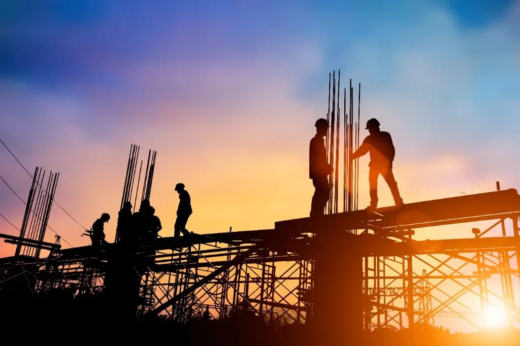 【現場発】建設・設備DXを阻む11の壁|2年間のデータが明かす構造的課題と解決策