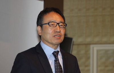 ソフトバンクグループ代表取締役副社長、ソフトバンク代表取締役社長兼CEOの宮内 謙氏