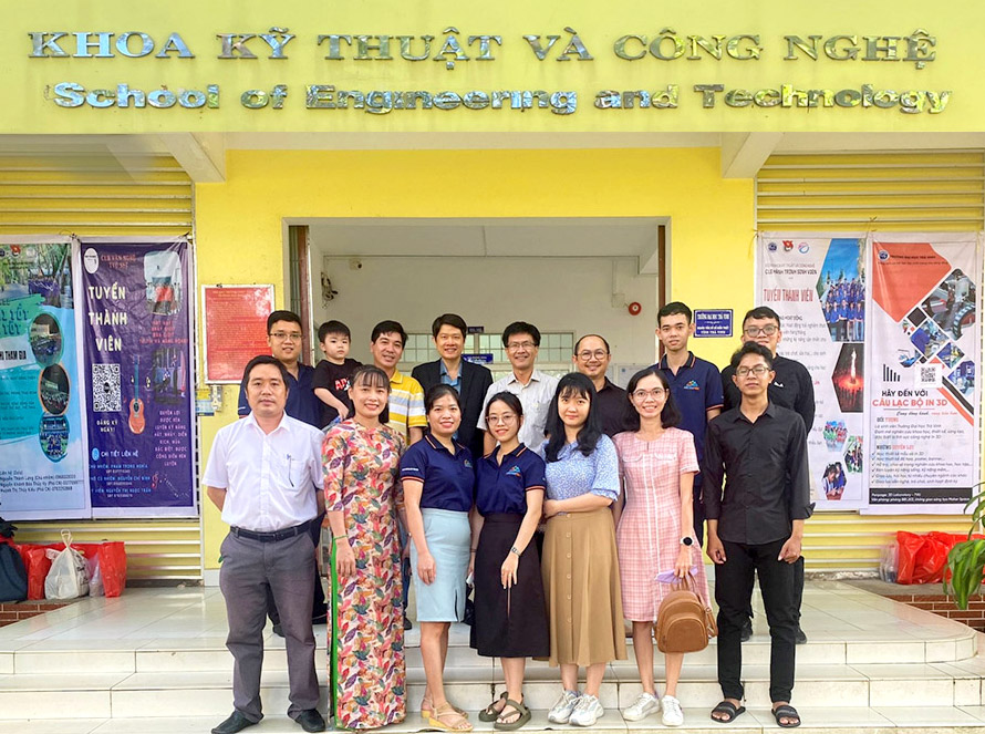 OneTech Talkshow "IT Career Path tại Đại học Trà Vinh 2022"