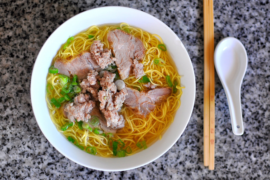 ベトナム人は麺好き!地元麺料理バンカン