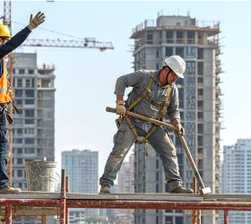 もう手遅れ？建設業界「2025年の崖」をDXで乗り越える方法