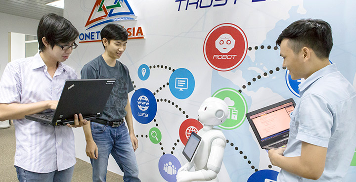 ONETECHは、ベトナムオフショアロボット操作シミュレーションアプリ開発